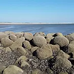 Spacious Retreat With View Blåvand